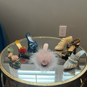 Chic Decorative Shoe Figurines Set